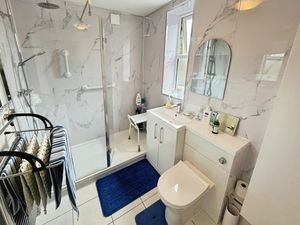 Shower Room - click for photo gallery